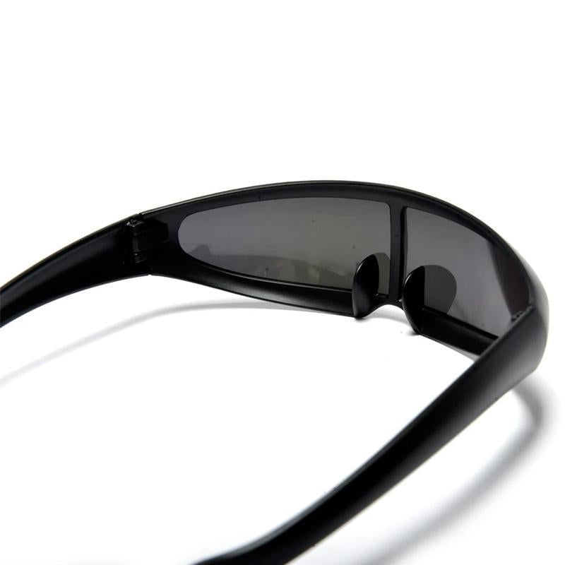 New photosensitive night vision glasses