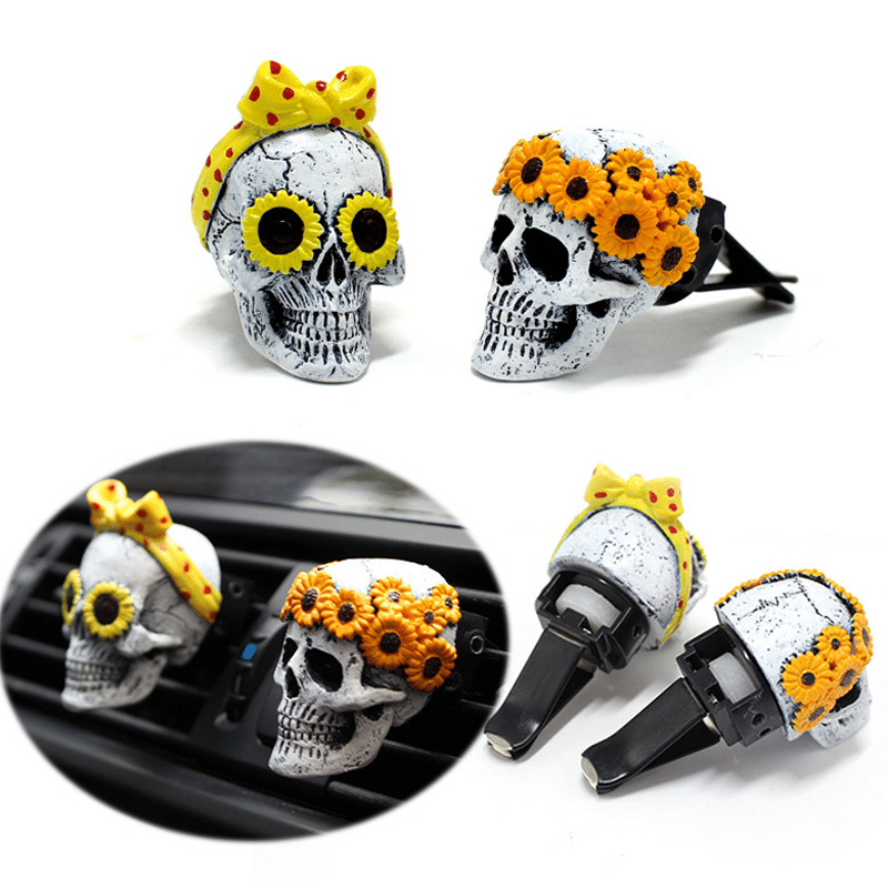 Evil Skulls With Air Freshener (2 PCs)